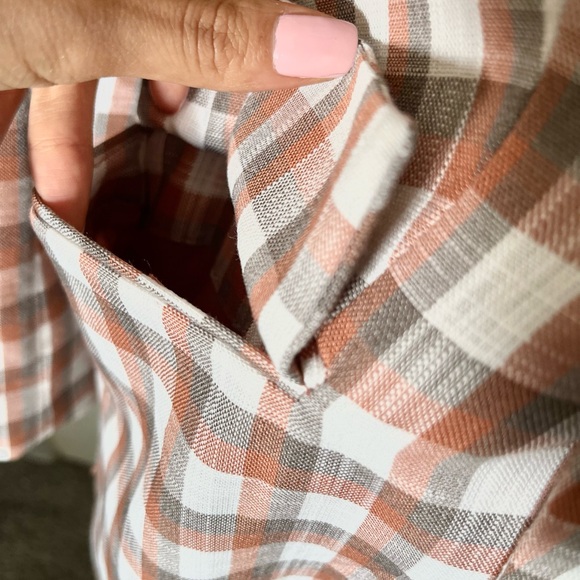 Nine West Women’s Brown and White Checkered Blazer - Picture 9 of 12